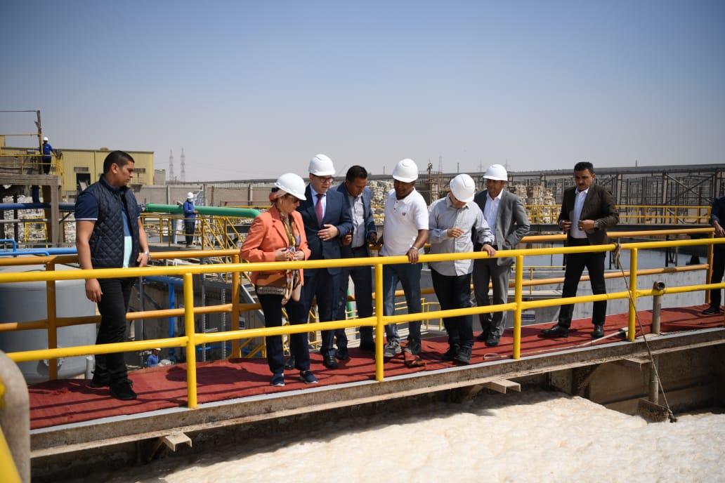 Minister of Environment Dr. Yasmine Fouad inspects a number of environmental projects at the United Company for Paper and Cardboard (Uniboard) in Sadat City